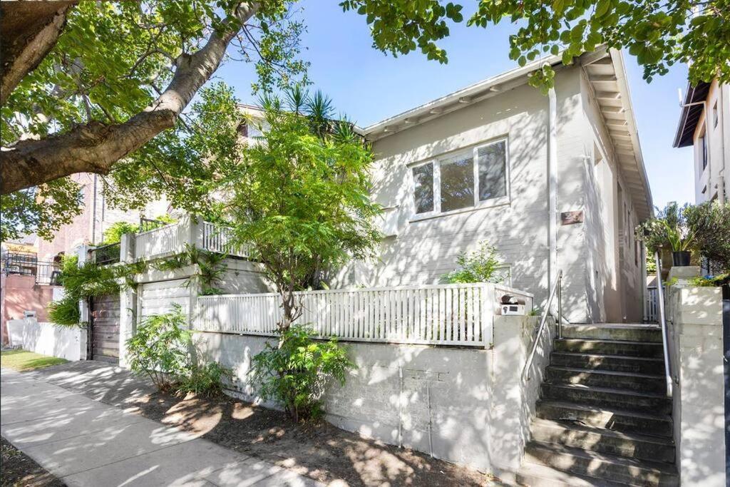 Apartment Spacious House With Bbq, Outdoor Areas And Parking Sydney